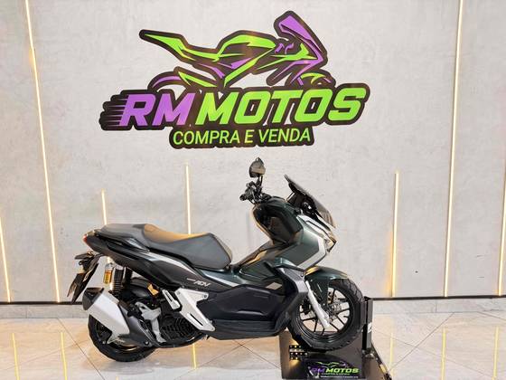 HONDA ADV 